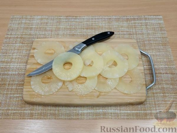 Банановые оладьи с ананасовым припёком (без яиц)