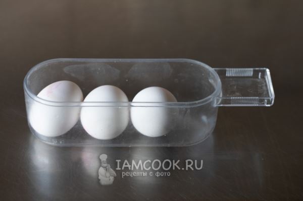 Яйца с песто