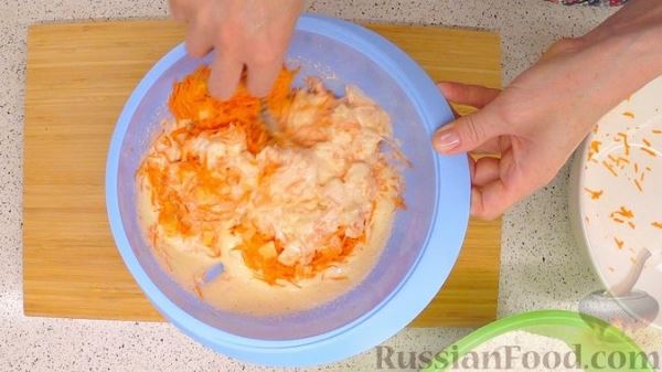Морковный кекс с орехово-ананасовой начинкой